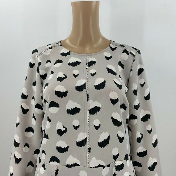 Banana Republic Peplum Blouse Size XS Gray Top - Picture 2 of 8